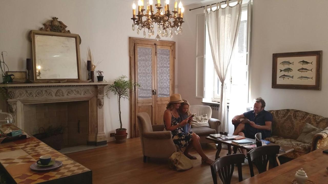Le Stanze Di Sara Bed and Breakfast Torino Eksteriør billede