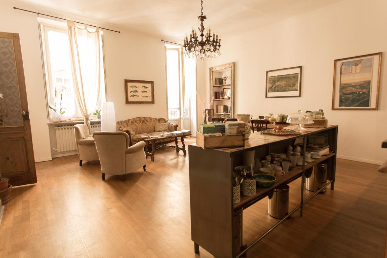 Le Stanze Di Sara Bed and Breakfast Torino Eksteriør billede